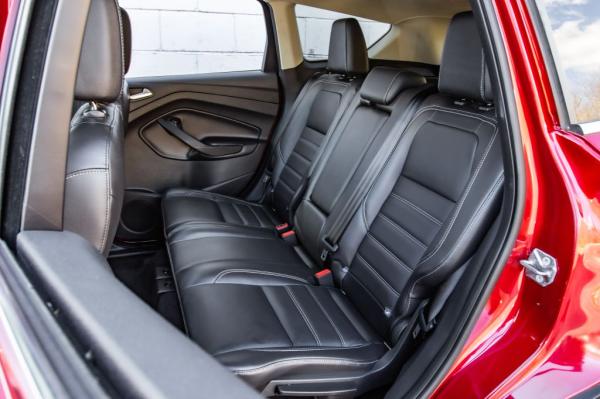 Used 2017 FORD ESCAPE SE
