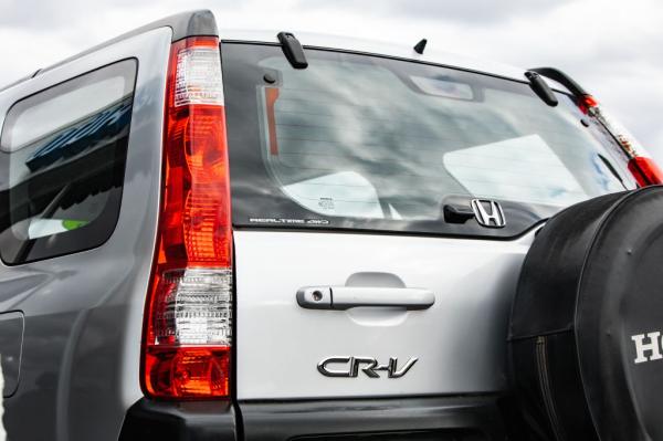 Used 2005 HONDA CR V LX