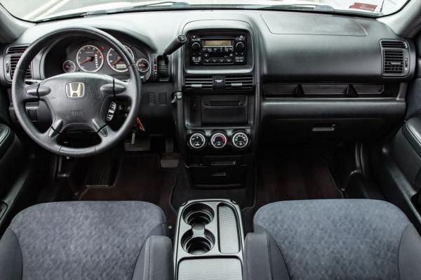 Used 2005 HONDA CR V LX