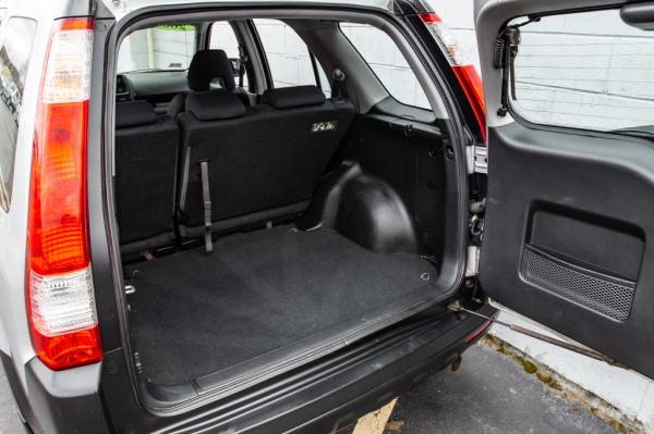 Used 2005 HONDA CR V LX