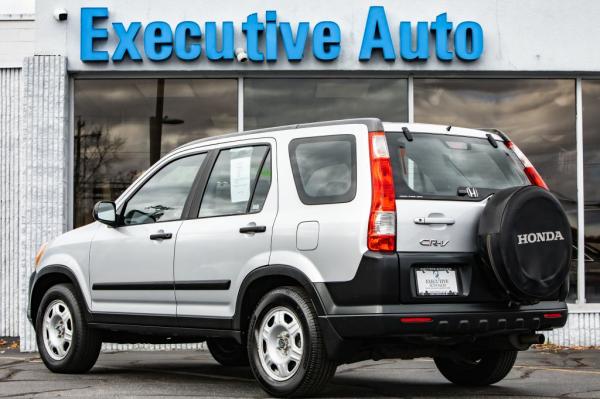 Used 2005 HONDA CR V LX