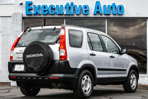 Used 2005 HONDA CR V LX