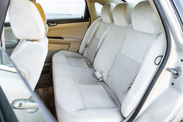 Used 2011 CHEVROLET IMPALA LT LT