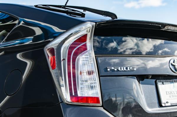 Used 2014 Toyota PRIUS II II