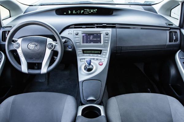 Used 2014 Toyota PRIUS II II