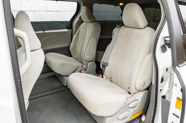 Used 2014 Toyota SIENNA LE