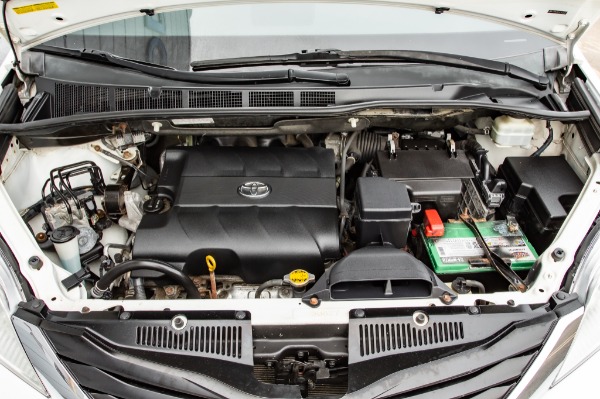 Used 2014 Toyota SIENNA LE