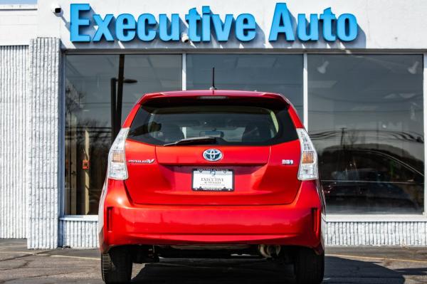 Used 2014 Toyota PRIUS V III