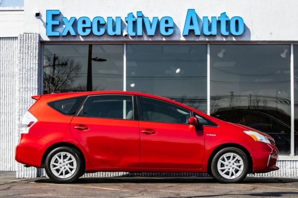 Used 2014 Toyota PRIUS V III