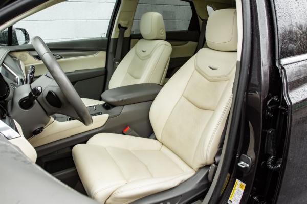 Used 2017 CADILLAC XT5 LUXURY
