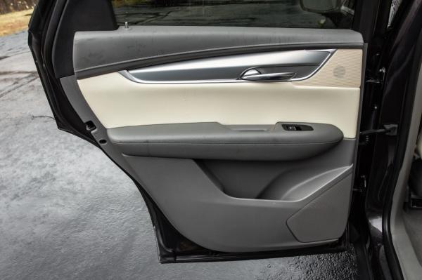 Used 2017 CADILLAC XT5 LUXURY