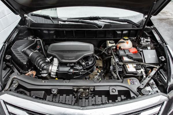 Used 2017 CADILLAC XT5 LUXURY