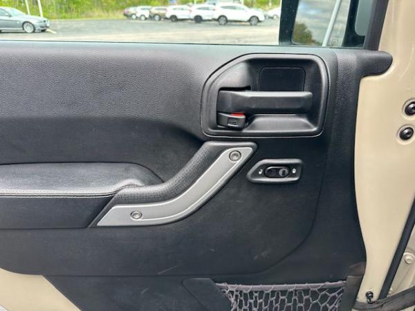 Used 2017 JEEP WRANGLER UNLIMI SAHARA