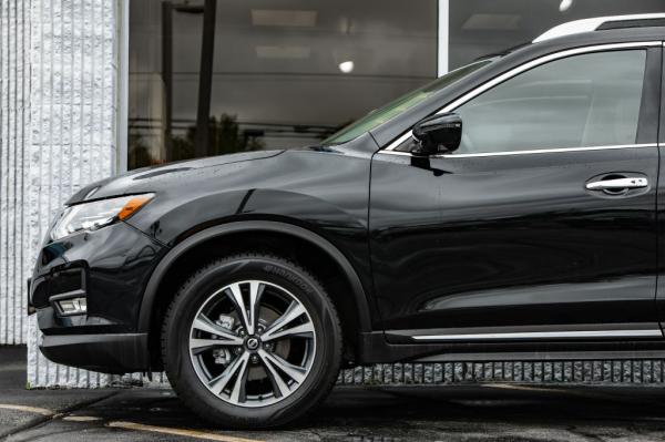 Used 2017 NISSAN ROGUE SV