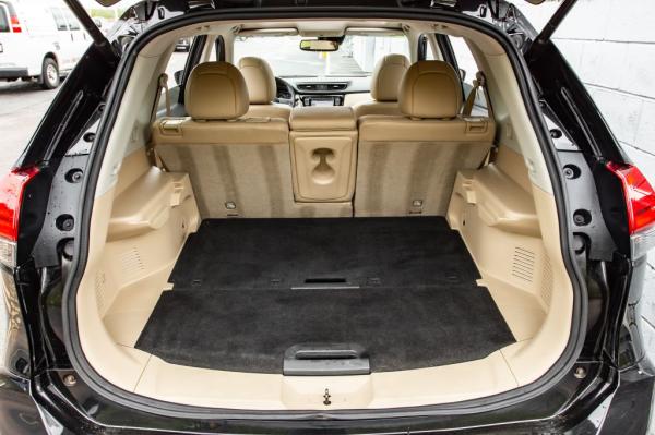 Used 2017 NISSAN ROGUE SV