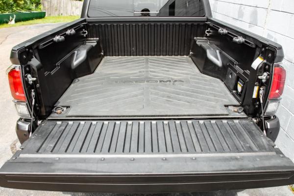 Used 2022 Toyota TACOMA DOUBLE CAB