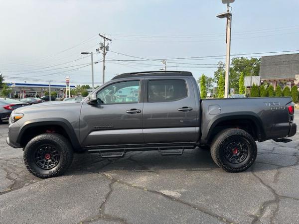 Used 2022 Toyota TACOMA DOUBLE CAB