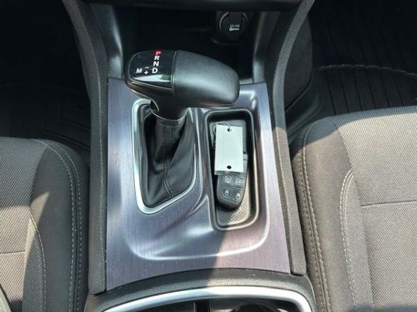 Used 2015 DODGE CHARGER SE SE