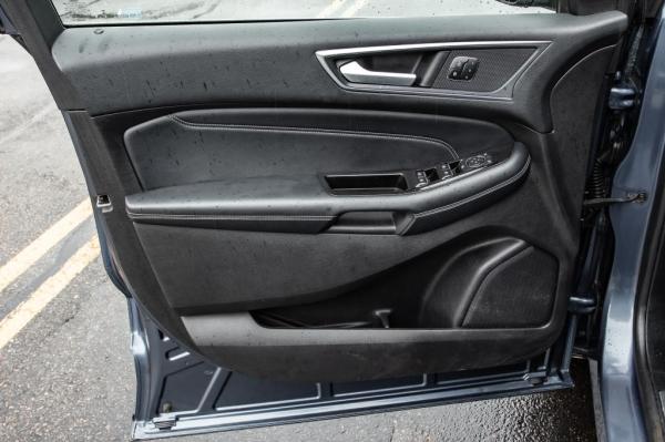 Used 2018 FORD EDGE TITANIUM