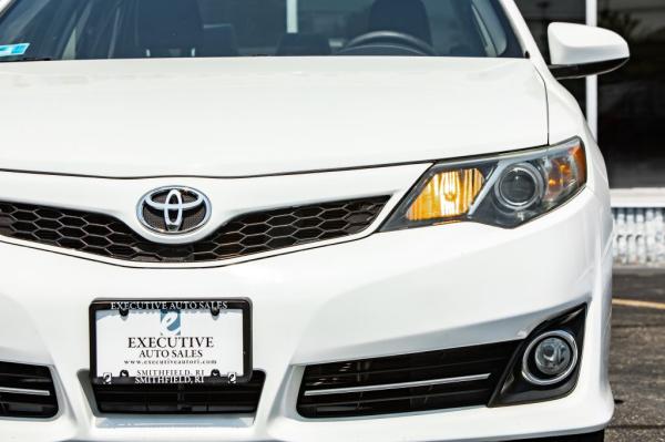 Used 2012 Toyota CAMRY SE SE