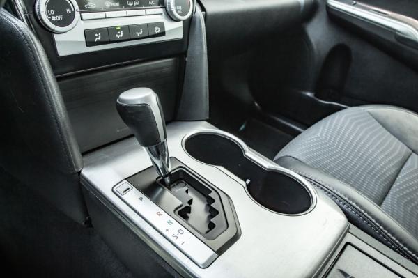 Used 2012 Toyota CAMRY SE SE
