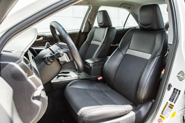 Used 2012 Toyota CAMRY SE SE