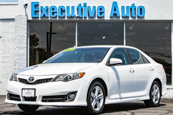 Used 2012 Toyota CAMRY SE SE