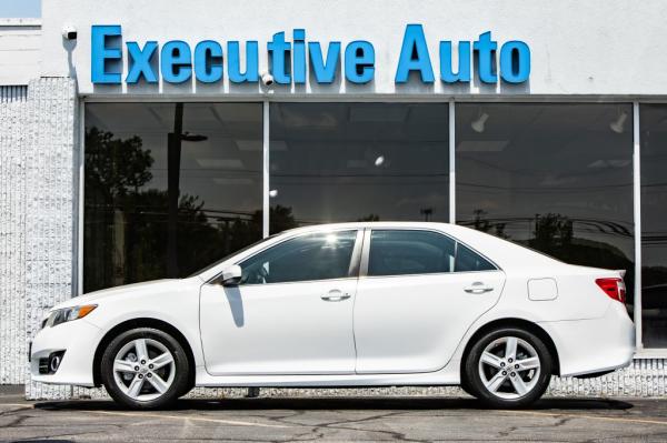 Used 2012 Toyota CAMRY SE SE