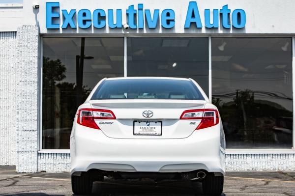Used 2012 Toyota CAMRY SE SE