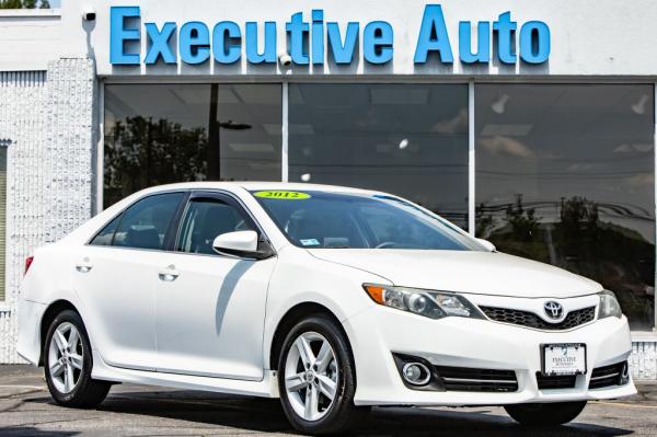Used 2012 Toyota CAMRY SE SE