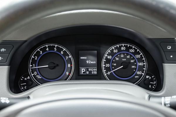 Used 2015 INFINITI Q40 sedan