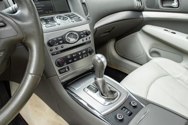 Used 2015 INFINITI Q40 sedan