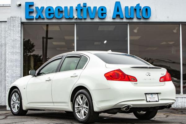 Used 2015 INFINITI Q40 sedan