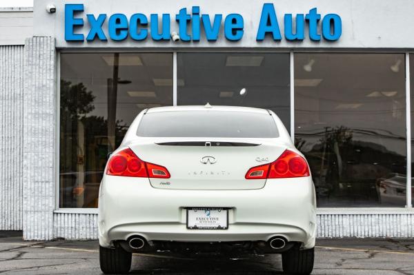 Used 2015 INFINITI Q40 sedan