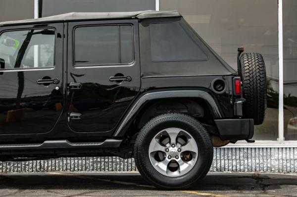 Used 2016 JEEP WRANGLER UNLIMI SAHARA