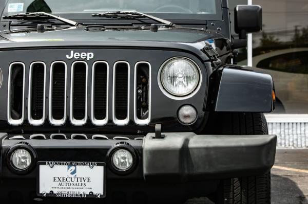 Used 2016 JEEP WRANGLER UNLIMI SAHARA