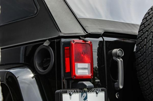 Used 2016 JEEP WRANGLER UNLIMI SAHARA