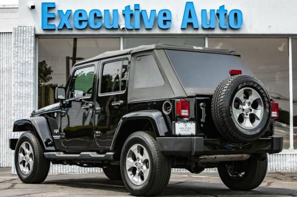 Used 2016 JEEP WRANGLER UNLIMI SAHARA