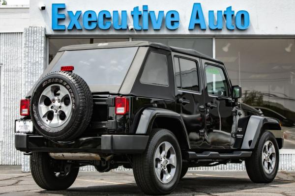 Used 2016 JEEP WRANGLER UNLIMI SAHARA