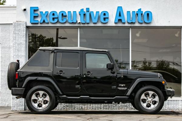 Used 2016 JEEP WRANGLER UNLIMI SAHARA
