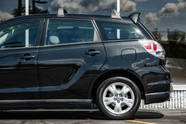 Used 2006 Toyota COROLLA MATRIX XR