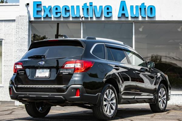 Used 2018 SUBARU OUTBACK TOURING