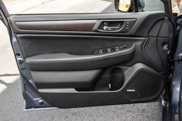 Used 2015 SUBARU LEGACY LIMITED 25I LIMITED