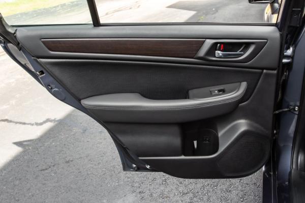 Used 2015 SUBARU LEGACY LIMITED 25I LIMITED