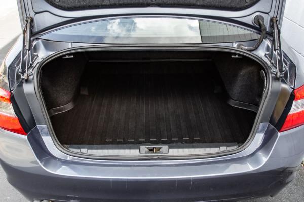 Used 2015 SUBARU LEGACY LIMITED 25I LIMITED