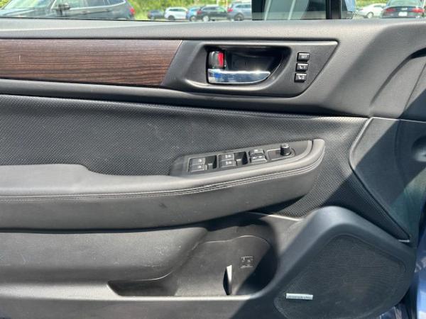 Used 2015 SUBARU LEGACY LIMITED 25I LIMITED
