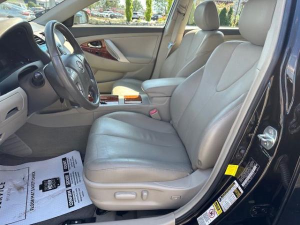 Used 2011 Toyota CAMRY XLE XLE