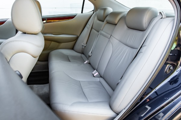Used 2004 LEXUS ES 330