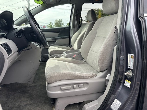 Used 2016 HONDA ODYSSEY SE SE