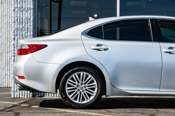 Used 2013 LEXUS ES 350